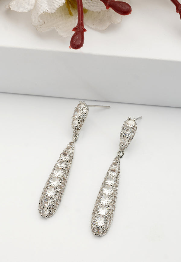 Boucles d'oreilles pendantes élégantes